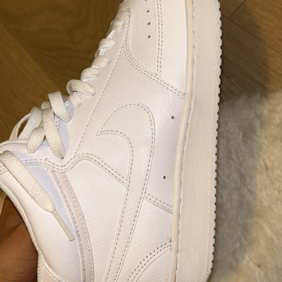 White Nike court vision Mids - Picture 5 of 5